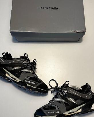 balenciaga track