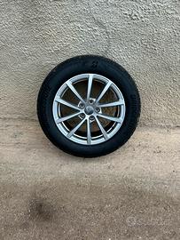 Cerchi da 17 originali audi con gomme invernali