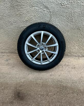 Cerchi da 17 originali audi con gomme invernali