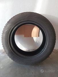 Gomme auto  225/60R17 99H