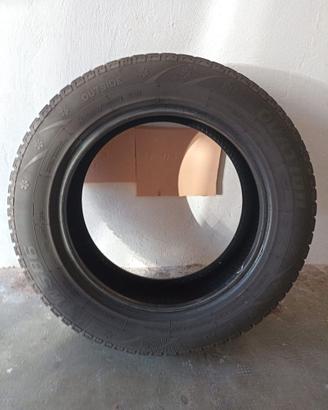 Gomme auto  225/60R17 99H