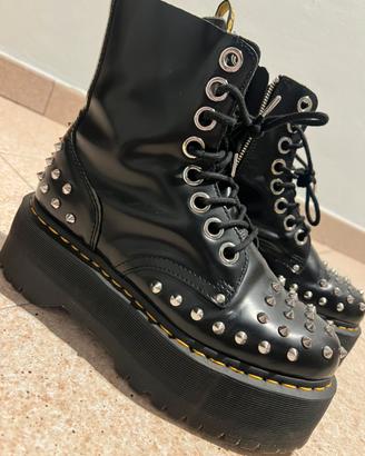Dr Martens Jadon Max