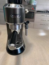 Macchina del caffè De Longhi Dedica
