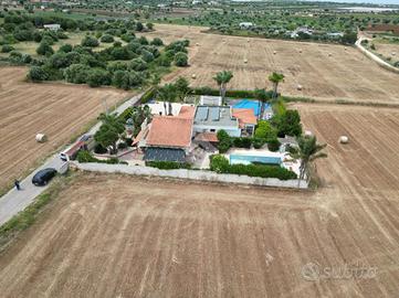 PORZIONE DI BIFAMILIARE A POLIGNANO A MARE