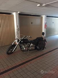 MOTO CUSTOM