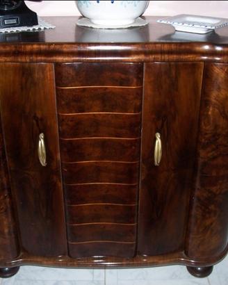 Mobile antico di pregio in radica di noce 