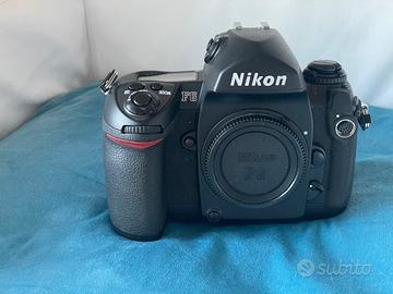 Nikon F6 macchina analogica