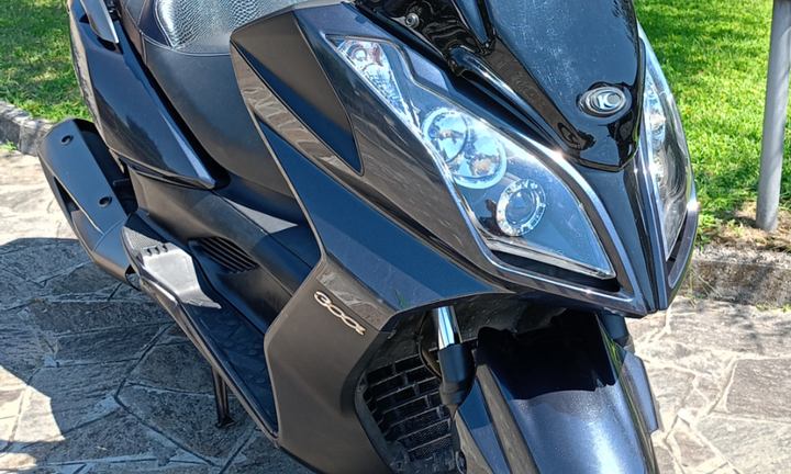 Kymco Downtown 300i accessoriato