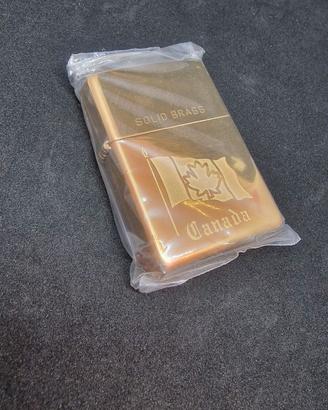Raro Accendino Zippo Nuovo originale Canada