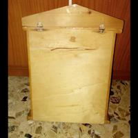 Casetta portachiavi in legno da appendere
