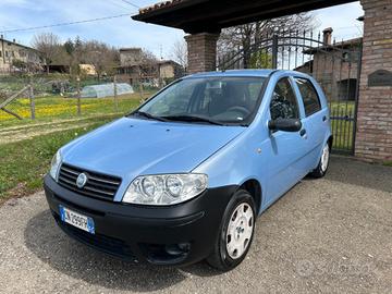 Fiat Punto benzina/metano ok NEOPATENTATI