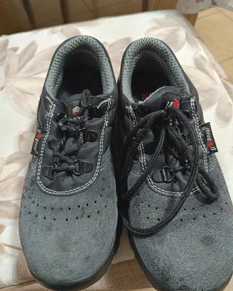 Scarpe da lavoro antinfortunistiche 