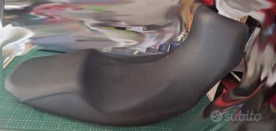 Sella Triumph 1050 Tiger nuova