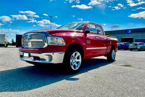 Dodge RAM 1500 5.7 v8 HEMI 400hp Laramie 4x4