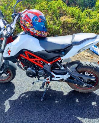 Benelli naked 125