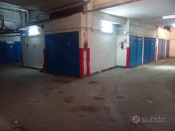 Box auto, Piazza Cirillo (Casoria)