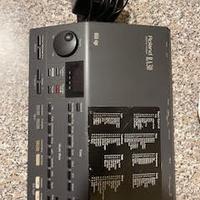 ROLAND RA30