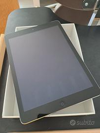 Ipad Air 16 gb space gray