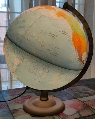mappamondo illuminato da tavolo 