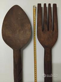 VECCHIE GRANDI POSATE IN LEGNO INTAGLIATO VINTAGE