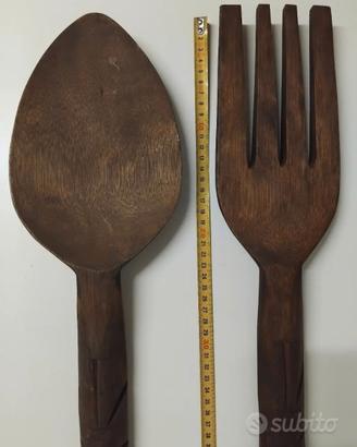 VECCHIE GRANDI POSATE IN LEGNO INTAGLIATO VINTAGE