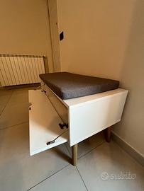 Cassapanca + casetto a parete