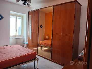 Camera matrimoniale completa no materasso