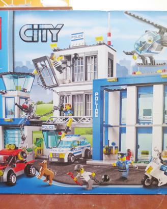 Lego city stazione di polizia 60047 completo 100%