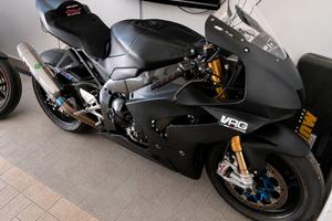 Honda CBR1000RR-R SP solo pista
