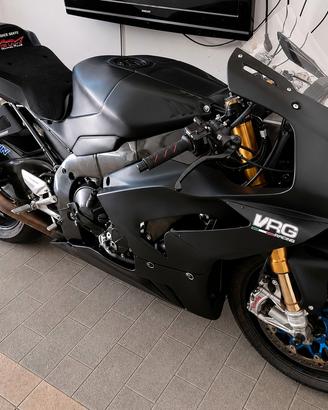 Honda CBR1000RR-R SP solo pista