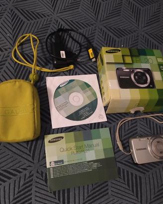 fotocamera Samsung PL-20 con accessori e custodia 