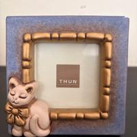 Cornice THUN con gatto con fiocco