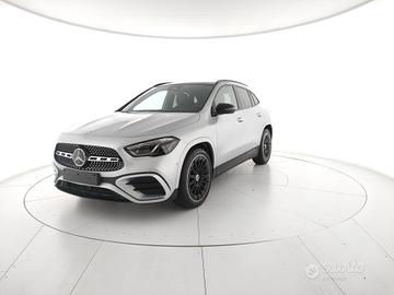 MERCEDES-BENZ GLA 200 d