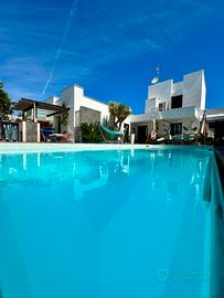 Villa Al mare in recidente. Top
