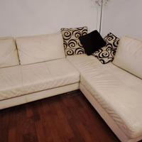 Divano angolare con penisola