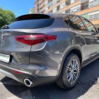 Alfa Romeo Stelvio 2.2 Turbodiesel 210 CV AT8 Q4