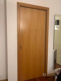 9 Porte da interno complete di telaio 80x210x10.5