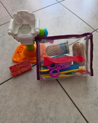 gioco PlayDoh e  trolley  asilo 