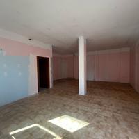 Loc. commerciale, uffici, studio