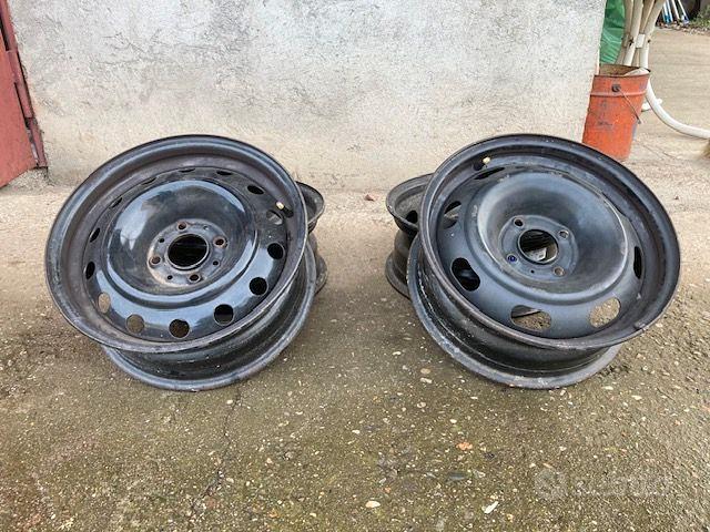 Set coprimozzo per ruota modello Roco 15 pollici x4