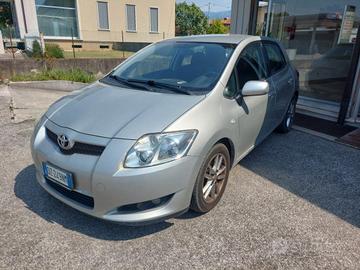 TOYOTA Auris 2.0 D-4D DPF 5 porte Sol