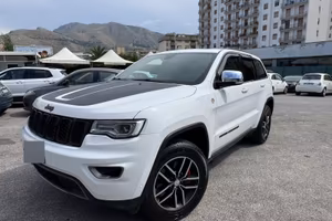 Jeep grand cherokee trail hawk