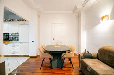 Appartamento di 95 m² con 3 locali e box auto a Cu