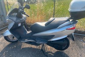 Suzuki Burgman 200