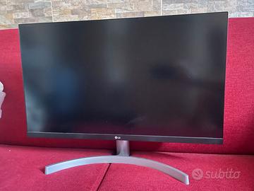 Monitor LG 27 pollici Full HD: 60,00 €
