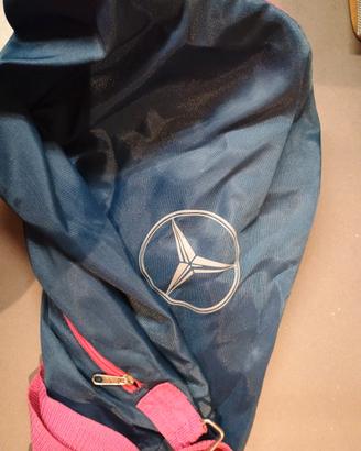 zaino marca Mercedes 