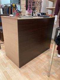 Banco cassa e banco espositore