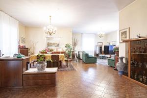 Villa a Cassano d'Adda Via Vaprio 4 locali