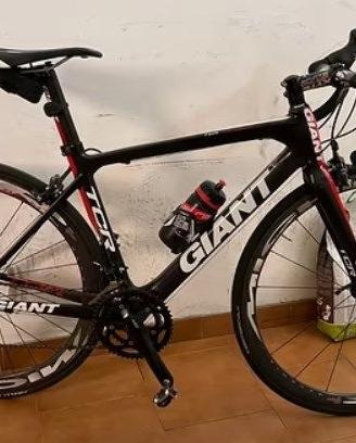 GIANT TCR Advanced Pro