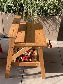 Tavolo giocattolo da falegname